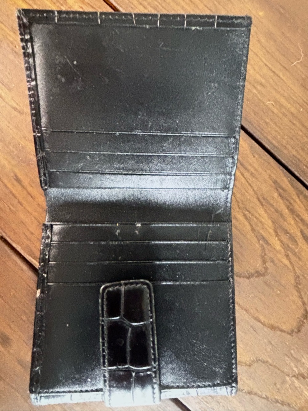 Longchamp Black Croc Leather Bifold Wallet - Picture 4 of 5